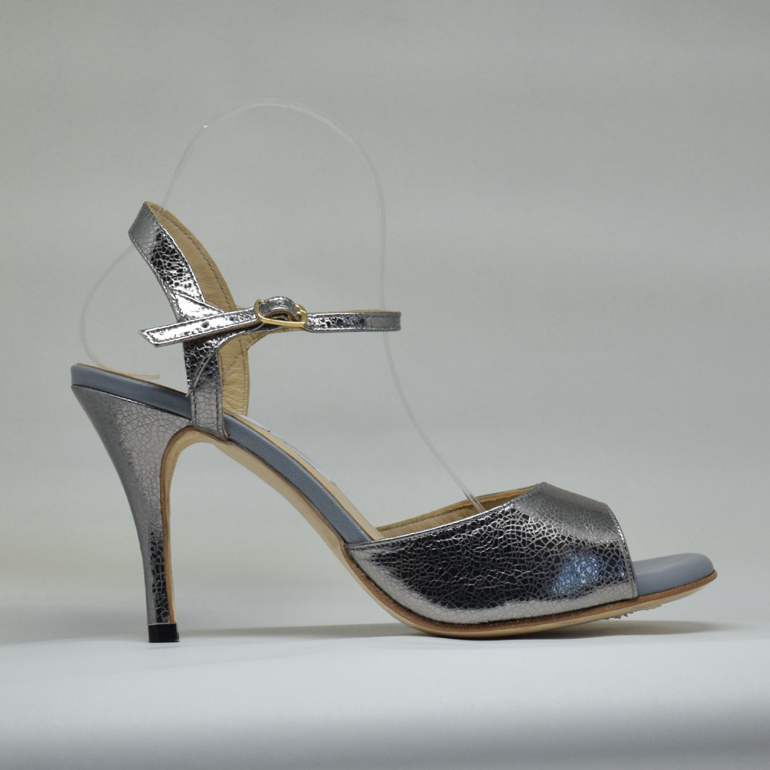 Talla '7' Tacon Modelo 'Open' Piel Plateado oscuro